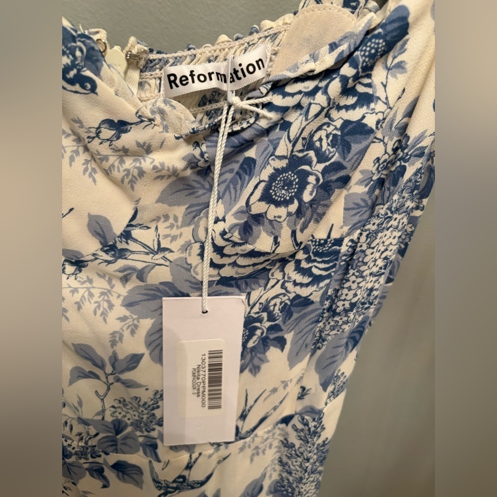 Reformation Nikita Blue and White Floral Midi Dress NWT size 0 - Picture 10 of 12